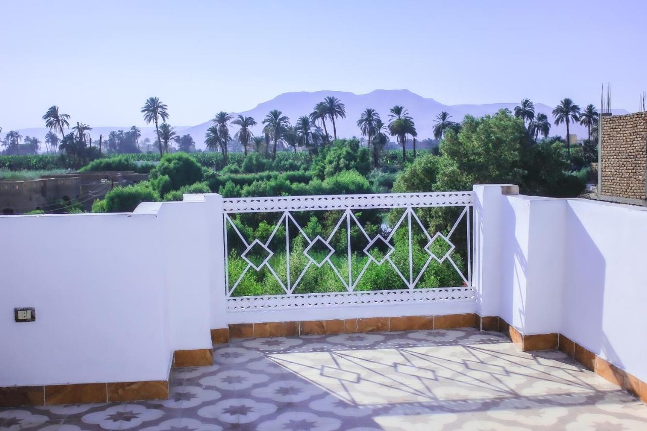 Sunshine House Vila Luksor Exterior foto