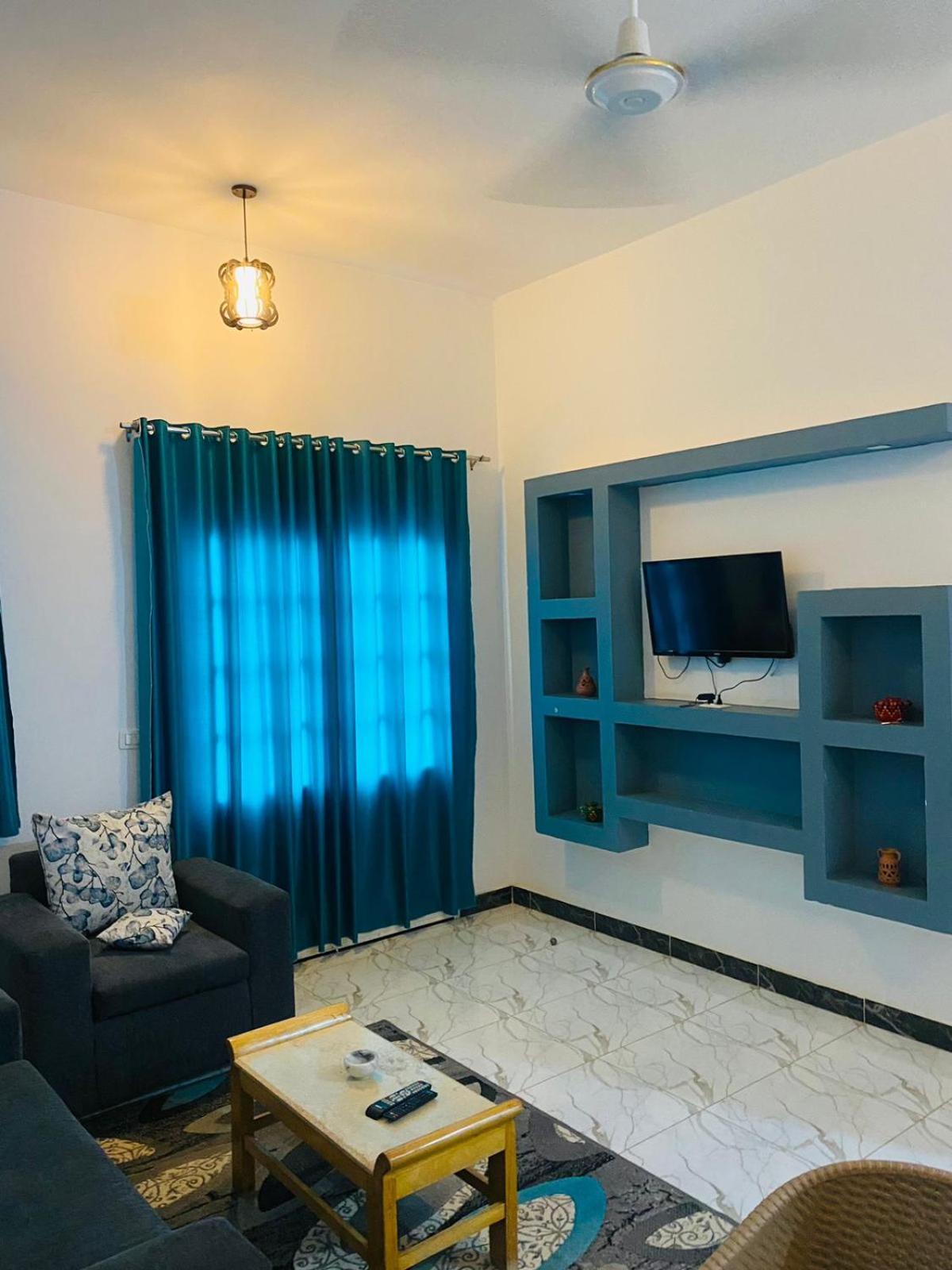 Sunshine House Vila Luksor Quarto foto